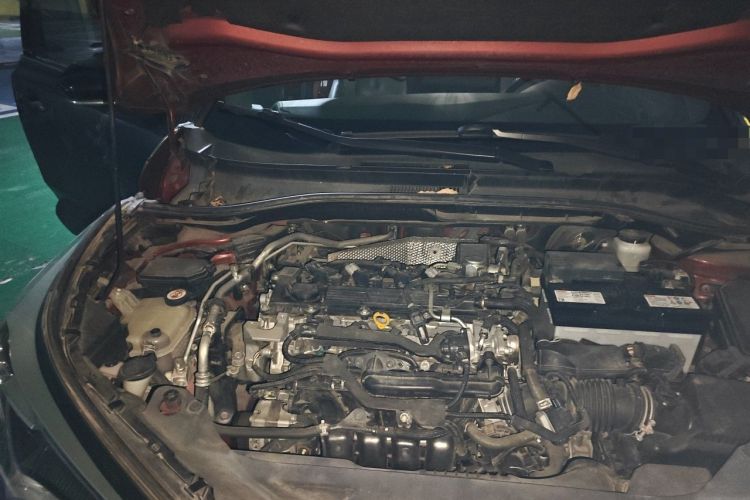 Used Toyota IZOA 2018 2.0L Yixuan Version China V Standard Engine Bay Right