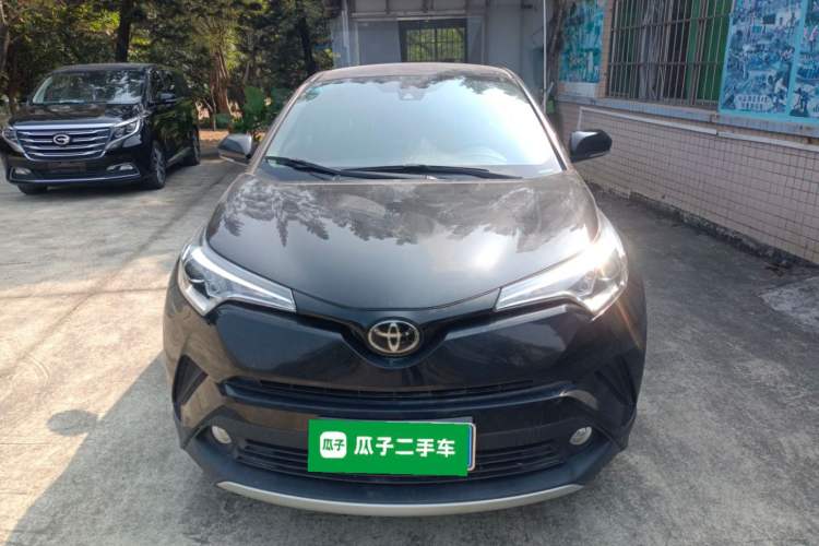 Used Toyota IZOA 2018 2.0L Yichi Version China VI Standard Exterior 1
