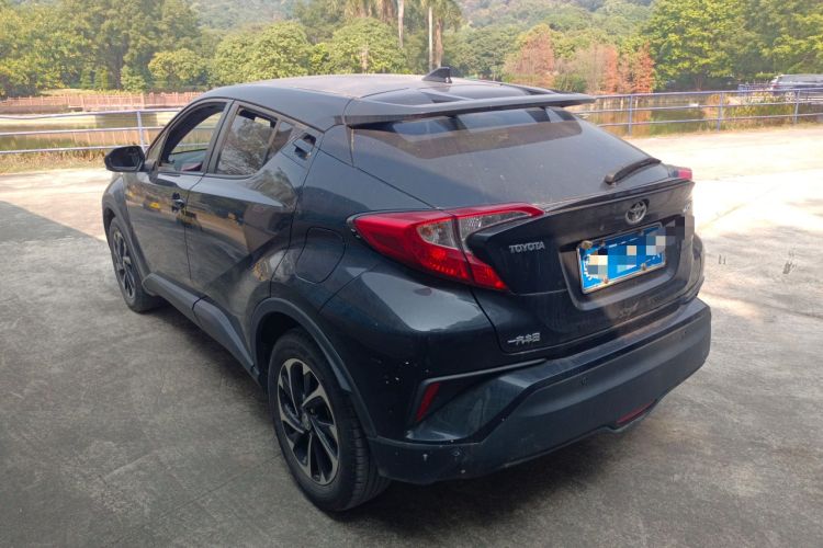 Used Toyota IZOA 2018 2.0L Yichi Version China VI Standard Exterior 3