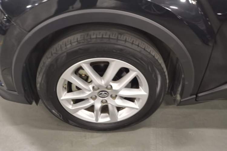 Used Toyota IZOA 2018 2.0L Yidong Version China V Standard Exterior 4