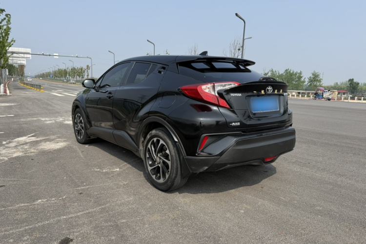 Used Toyota IZOA 2018 2.0L Yichi Edition China V Standard Exterior 5
