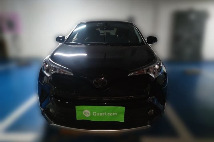 Used Toyota IZOA 2018 2.0L Yichi Version China VI Standard Front