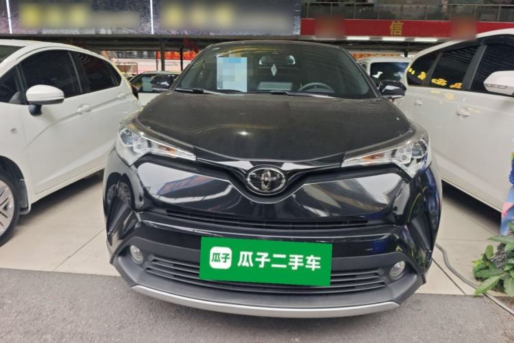Used Toyota IZOA 2018 2.0L Yichi Version China VI Standard Front