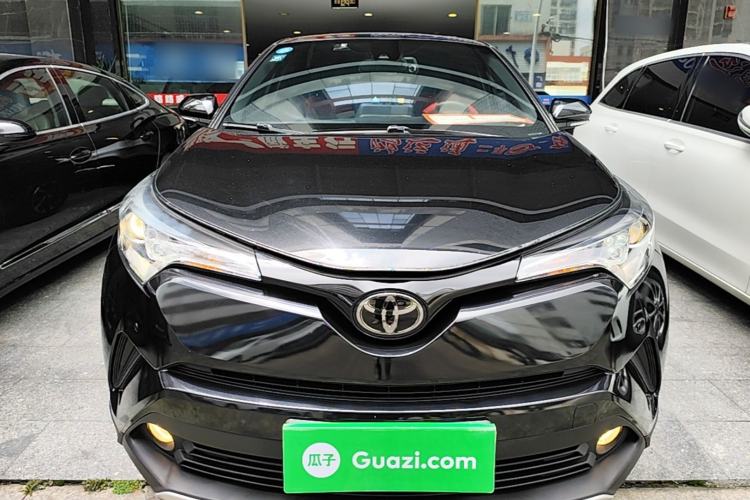 Used Toyota IZOA 2018 2.0L Yichi Edition China V Standard Front