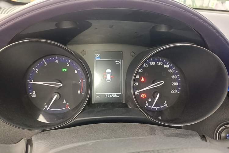 Used Toyota IZOA 2018 2.0L Yichi Version China VI Standard Instrument Cluster