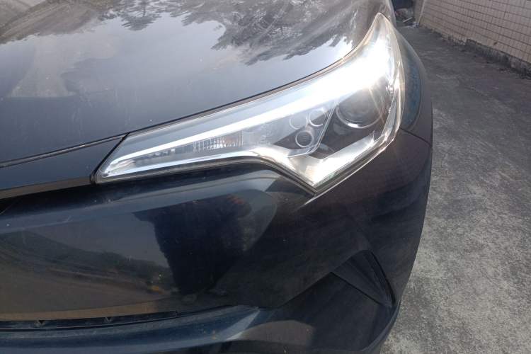 Used Toyota IZOA 2018 2.0L Yichi Version China VI Standard Left Front Headlight