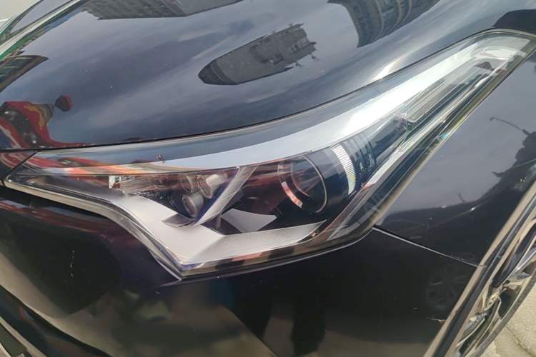 Used Toyota IZOA 2018 2.0L Yichi Edition China V Standard Left Front Headlight