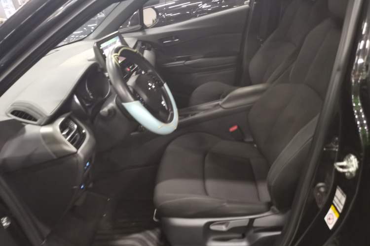 Used Toyota IZOA 2018 2.0L Yidong Version China V Standard Left Front Seat