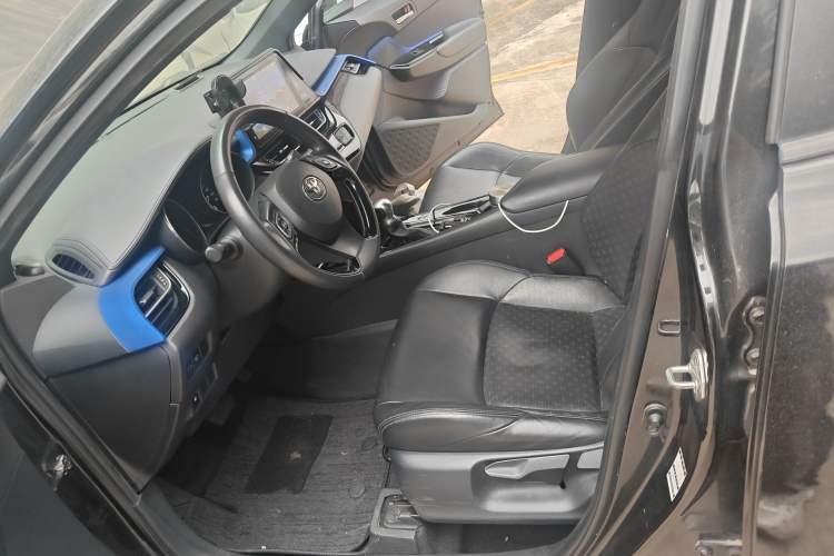 Used Toyota IZOA 2018 2.0L Yichi Version China VI Standard Left Front Seat