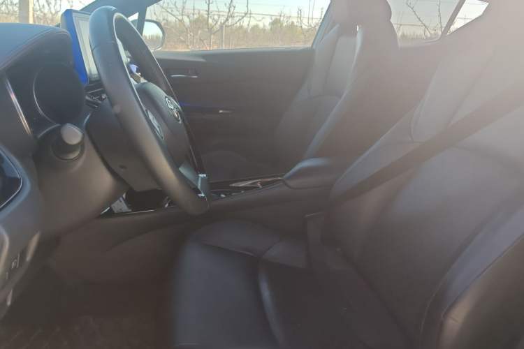 Used Toyota IZOA 2018 2.0L Yichi Version China VI Standard Left Front Seat