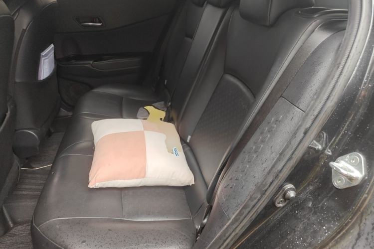 Used Toyota IZOA 2018 2.0L Yichi Version China VI Standard Left Rear Seat