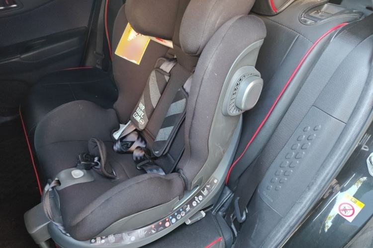 Used Toyota IZOA 2018 2.0L Yichi Version China VI Standard Left Rear Seat