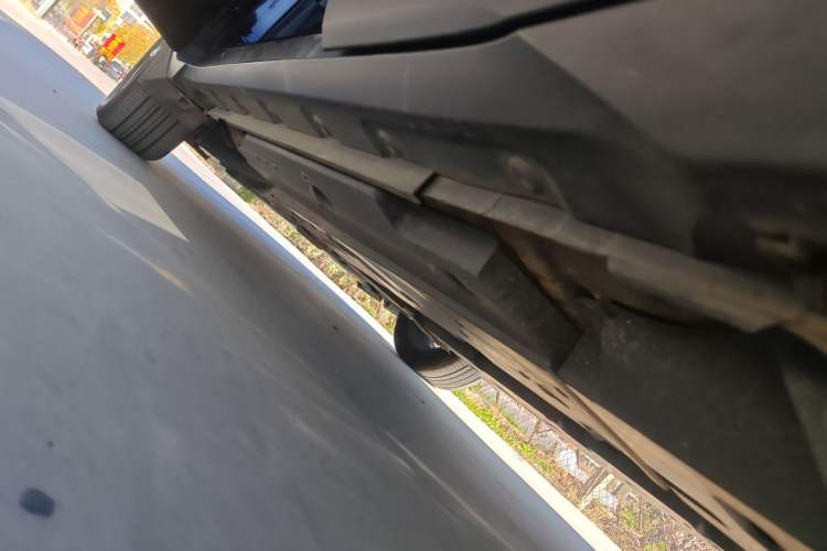 Used Toyota IZOA 2018 2.0L Yichi Version China VI Standard Left Side Sill