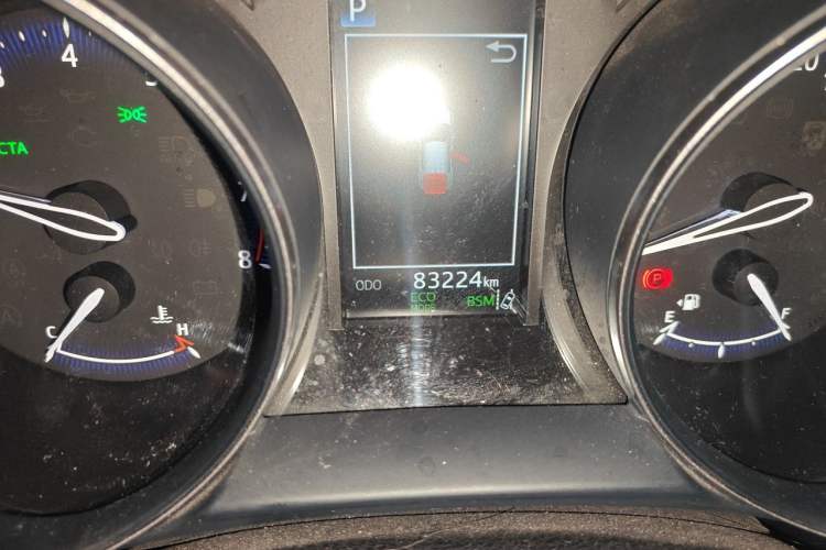 Used Toyota IZOA 2018 2.0L Yixuan Version China V Standard Odometer Close Up