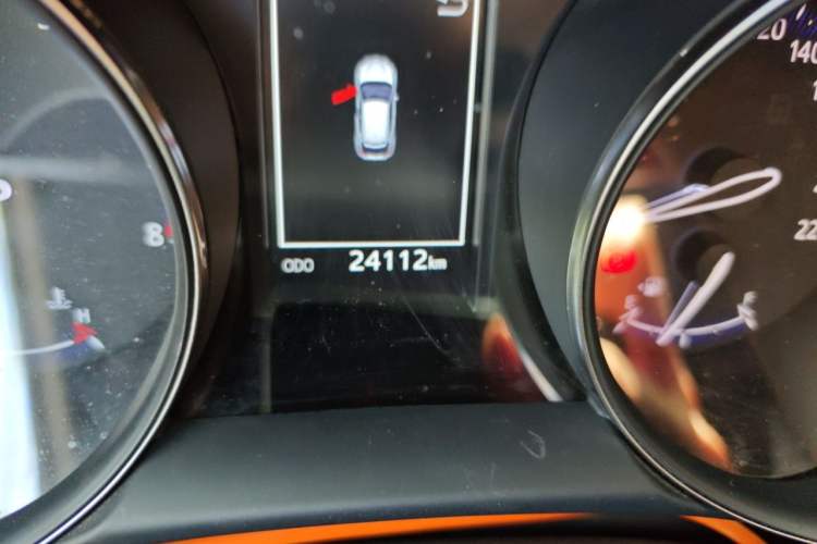Used Toyota IZOA 2018 2.0L Yichi Version China VI Standard Odometer Close Up