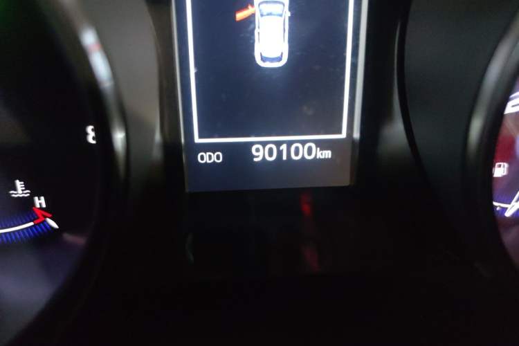 Used Toyota IZOA 2018 2.0L Yichi Version China VI Standard Odometer Close Up