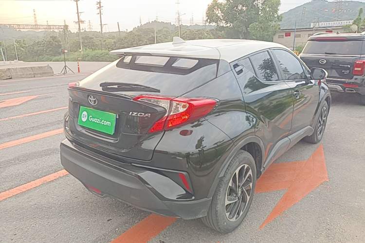 Used Toyota IZOA 2018 2.0L Yichi Version China VI Standard Rear Right 45 Deg