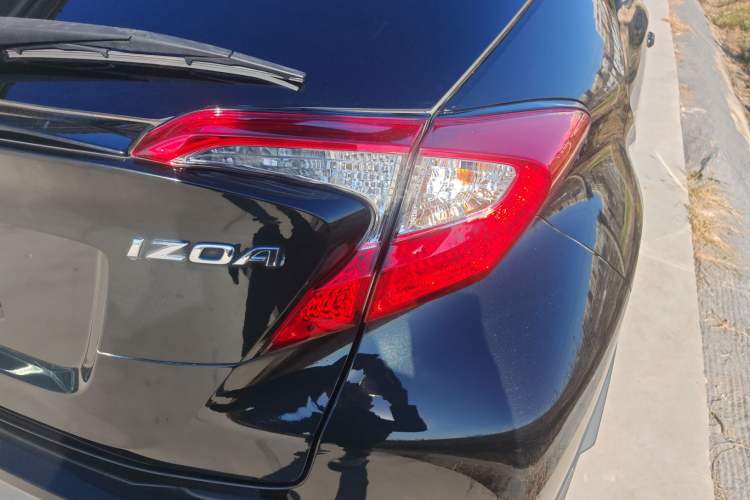 Used Toyota IZOA 2018 2.0L Yichi Version China VI Standard Right Rear Taillight