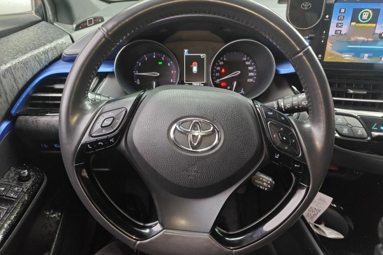 Used Toyota IZOA 2018 2.0L Yichi Version China VI Standard Steering Wheel