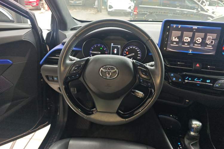 Used Toyota IZOA 2018 2.0L Yichi Version China VI Standard Steering Wheel