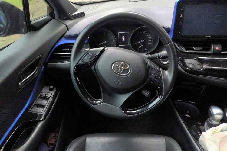Used Toyota IZOA 2018 2.0L Yichi Edition China V Standard Steering Wheel