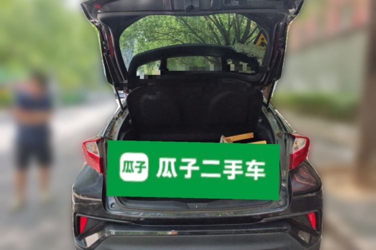 Used Toyota IZOA 2018 2.0L Yichi Version China VI Standard Trunk