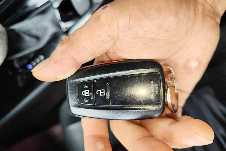 Used Toyota IZOA 2018 2.0L Yichi Edition China V Standard Vehicle Key