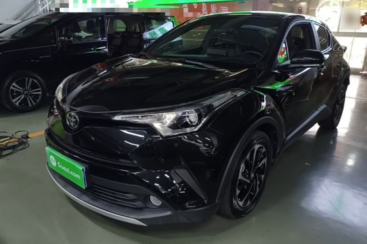 Toyota IZOA 2018 2.0L Yichi Version China VI Standard с пробегом Guazi used car, China used car export, Used car for sale, Used cars, Cheapest cars for sale