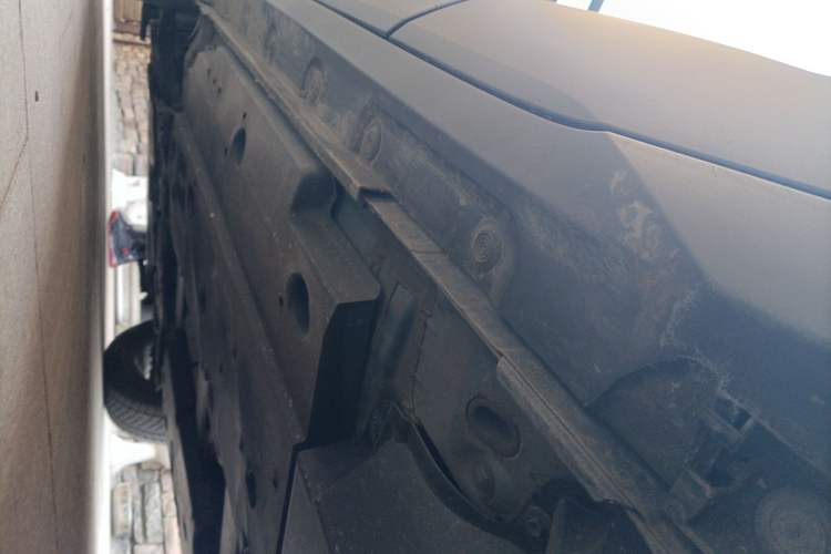 Used Toyota IZOA 2018 2.0L Yichi Edition China V Standard Chassis Rear Left