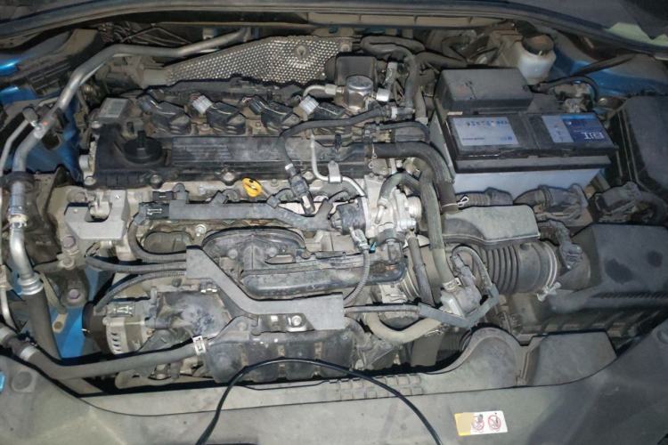 Used Toyota IZOA 2018 2.0L Yichi Version China VI Standard Engine Bay