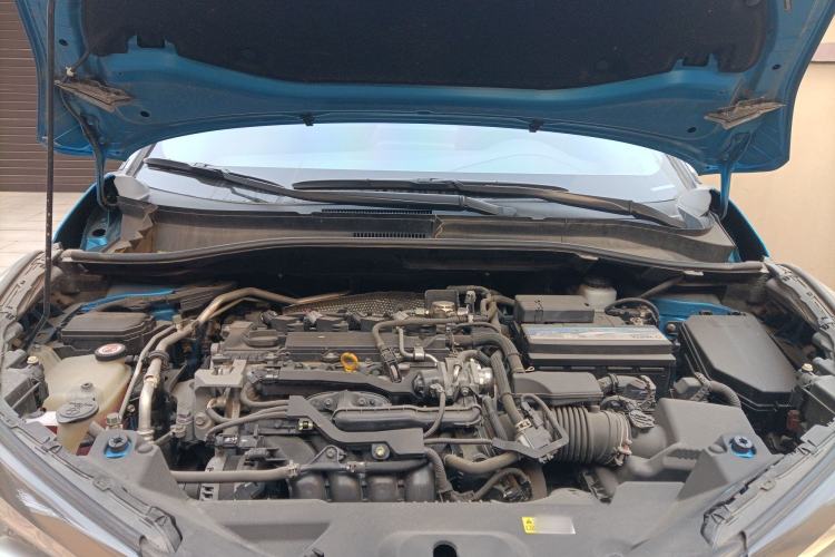 Used Toyota IZOA 2018 2.0L Yichi Edition China V Standard Engine Bay