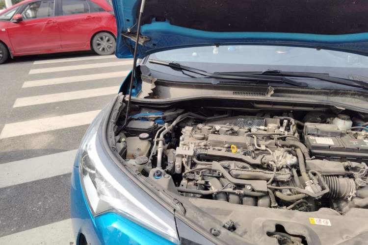 Used Toyota IZOA 2018 2.0L Yichi Edition China V Standard Engine Bay Right