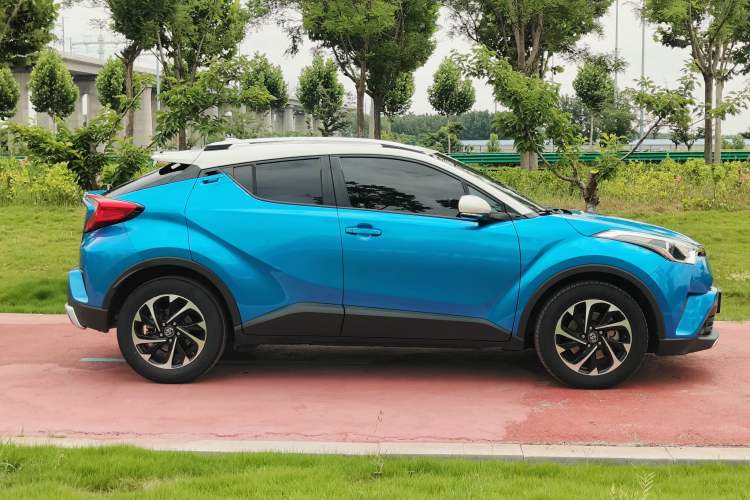 Used Toyota IZOA 2018 2.0L Yichi Edition China V Standard Exterior 8