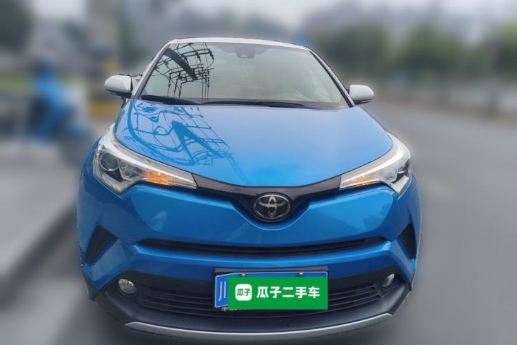 Used Toyota IZOA 2018 2.0L Yichi Version China VI Standard Front