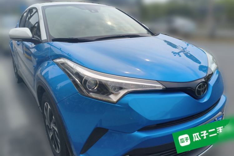 Used Toyota IZOA 2018 2.0L Yichi Version China VI Standard Front Right 45 Deg