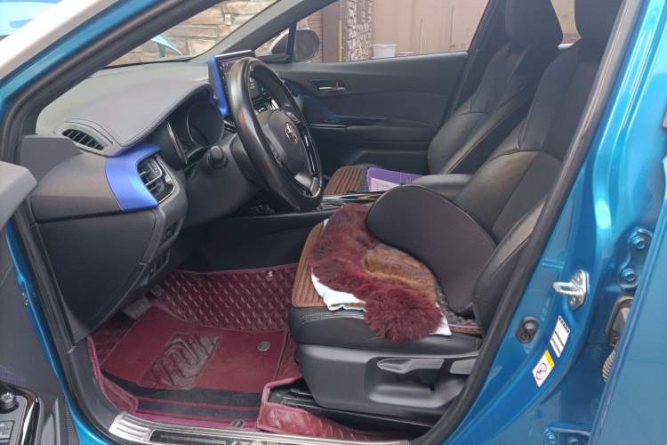 Used Toyota IZOA 2018 2.0L Yichi Edition China V Standard Left Front Seat