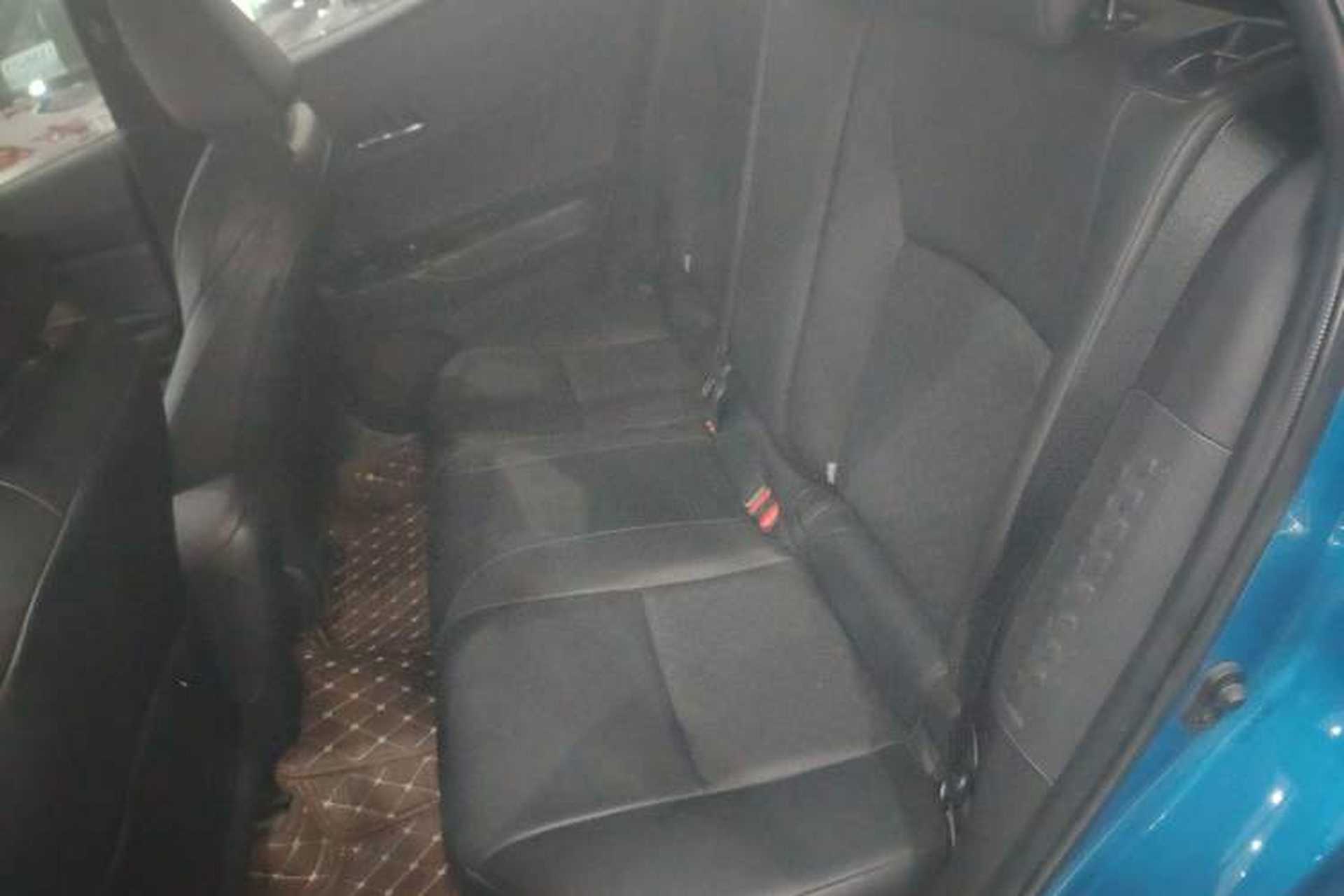 Used Toyota IZOA 2018 2.0L Yichi Edition China V Standard Left Rear Seat