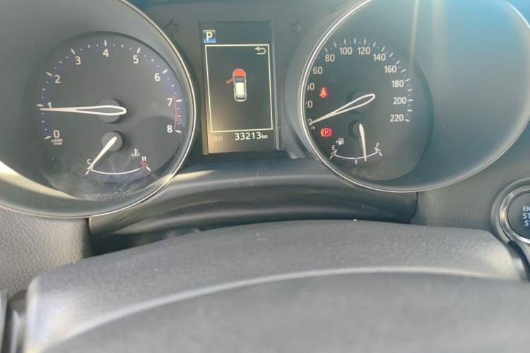 Used Toyota IZOA 2018 2.0L Yichi Edition China V Standard Odometer Close Up