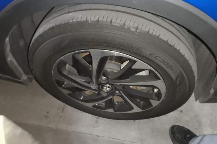 Used Toyota IZOA 2018 2.0L Yichi Edition China V Standard Right Front Wheel Hub