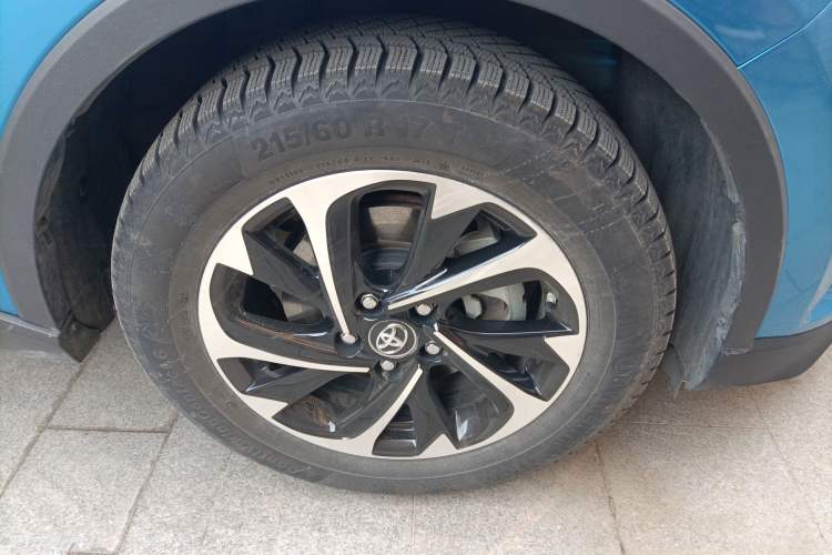 Used Toyota IZOA 2018 2.0L Yichi Edition China V Standard Right Front Wheel Hub