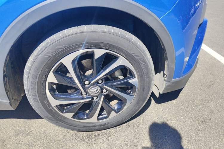 Used Toyota IZOA 2018 2.0L Yichi Edition China V Standard Right Front Wheel Hub