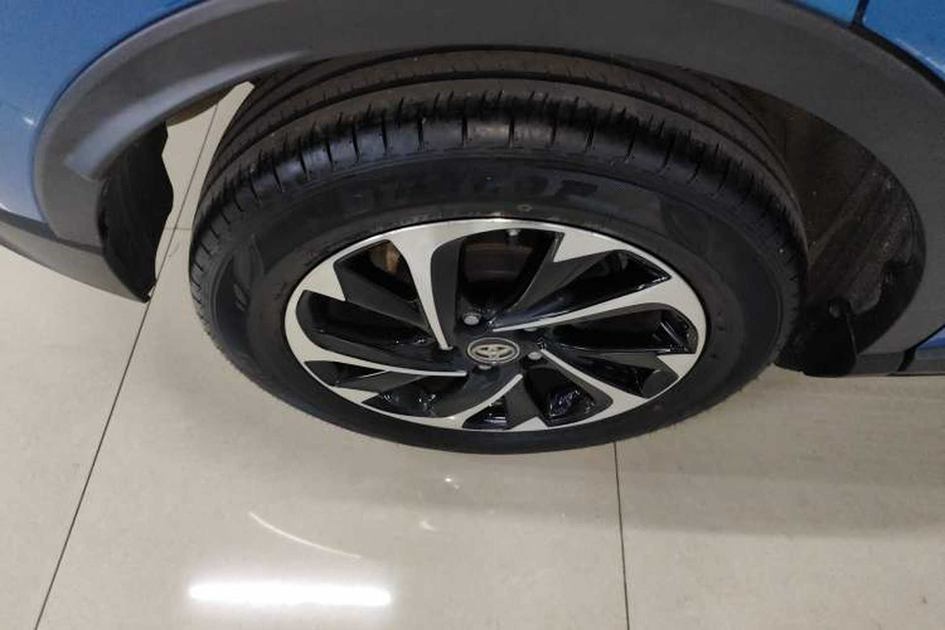 Used Toyota IZOA 2018 2.0L Yichi Version China VI Standard Right Rear Wheel Hub