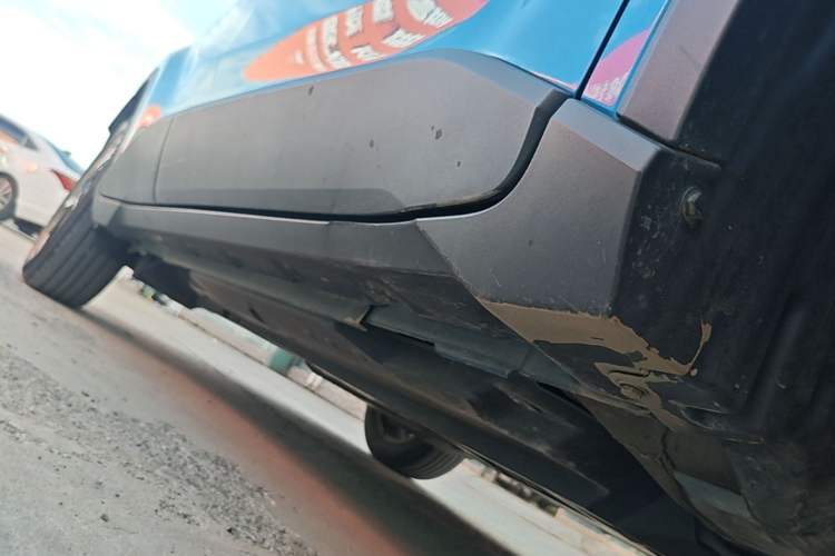 Used Toyota IZOA 2018 2.0L Yichi Edition China V Standard Right Side Sill