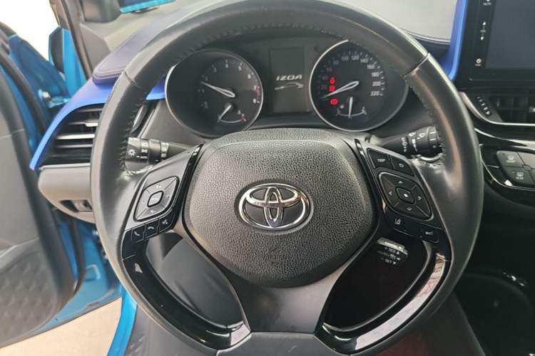 Used Toyota IZOA 2018 2.0L Yichi Edition China V Standard Steering Wheel