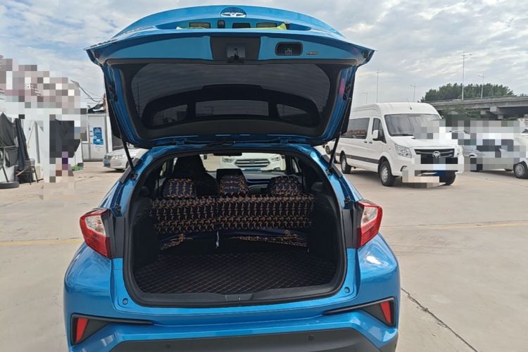 Used Toyota IZOA 2018 2.0L Yichi Edition China V Standard Trunk