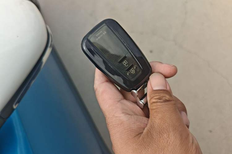 Used Toyota IZOA 2018 2.0L Yichi Edition China V Standard Vehicle Key