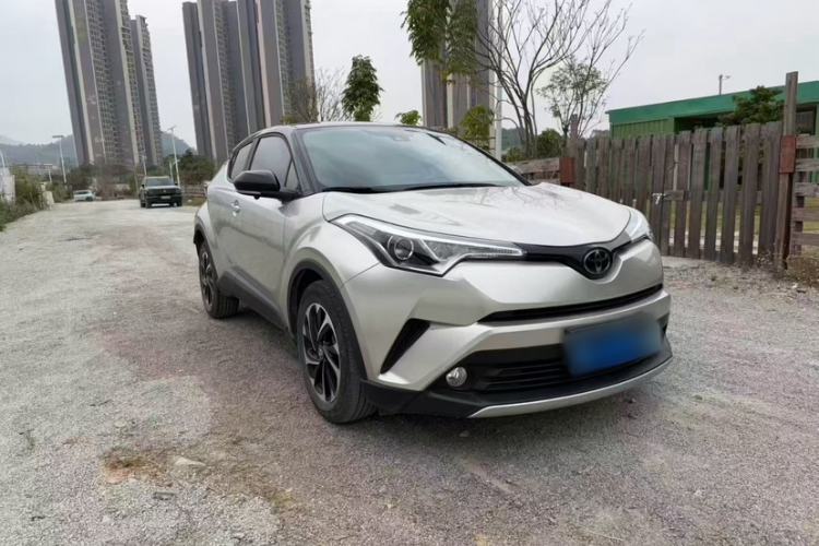 Used Toyota IZOA 2018 2.0L Yichi Version China VI Standard Exterior 3