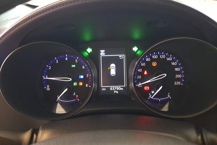 Used Toyota IZOA 2018 2.0L Yichi Version China VI Standard Instrument Cluster