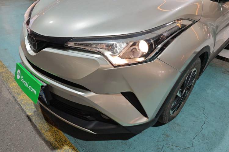 Used Toyota IZOA 2018 2.0L Yichi Version China VI Standard Left Front Headlight