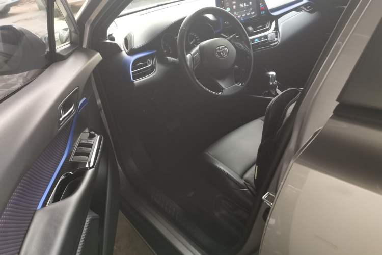 Used Toyota IZOA 2018 2.0L Yichi Version China VI Standard Left Front Seat